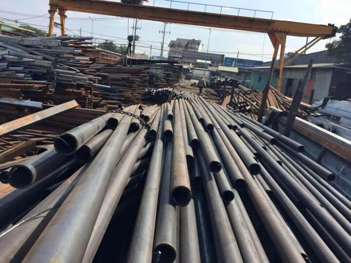 Thu mua phế liệu quận 4 giá cao tại Mạnh Nhất