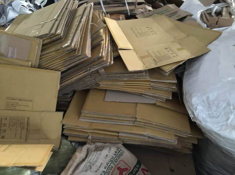 Thu mua phế liệu giấy tại Mạnh Nhất